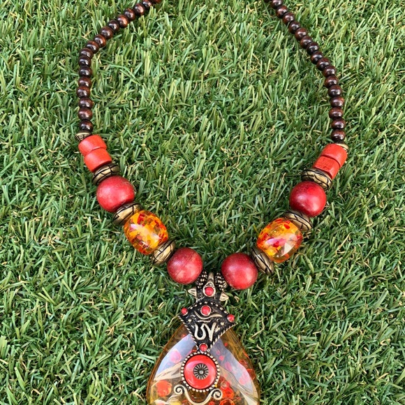 One piece unique handmade necklace beads wood - Picture 2 of 4